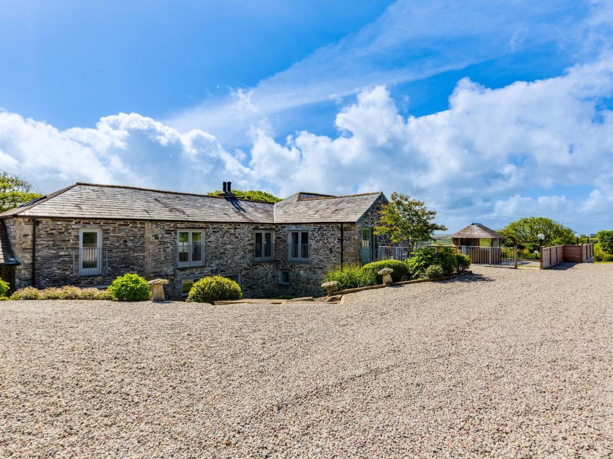 The Farmhouse - Within The Helland Barton Farm Collection Delabole Dış mekan fotoğraf